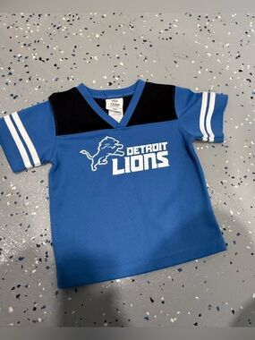 2T Detroit lions jersey